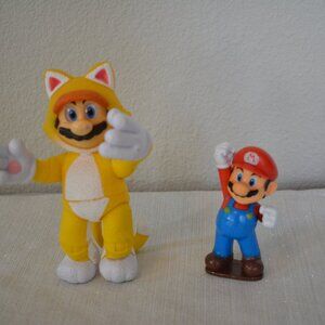 Jakks Nintendo Mario cat costume action figures posable jointed standing toys